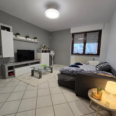 Per 4 Persone - Ascensore E Balcone Διαμέρισμα